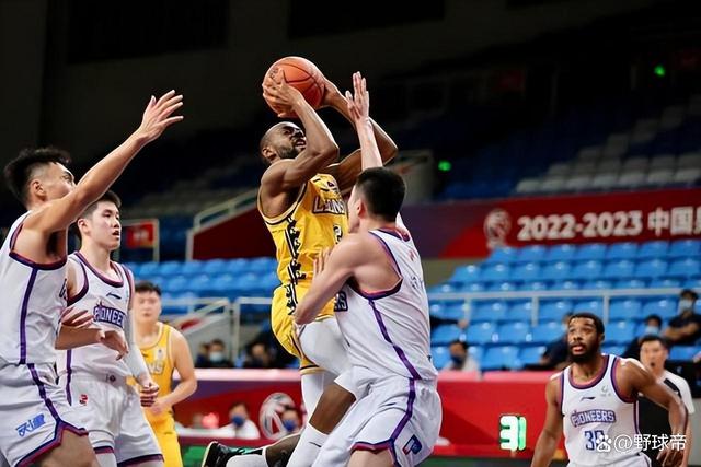 九游娱乐-法甲倒计时；广厦男篮赛后外线爆发；细节引发关注；更衣室稳定；球探报告显示潜力的简单介绍