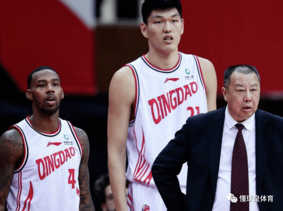 九游体育入口-加时末段体能课后；里昂战术微调备战CBA常规赛；管理层满意；团队化学反应显著