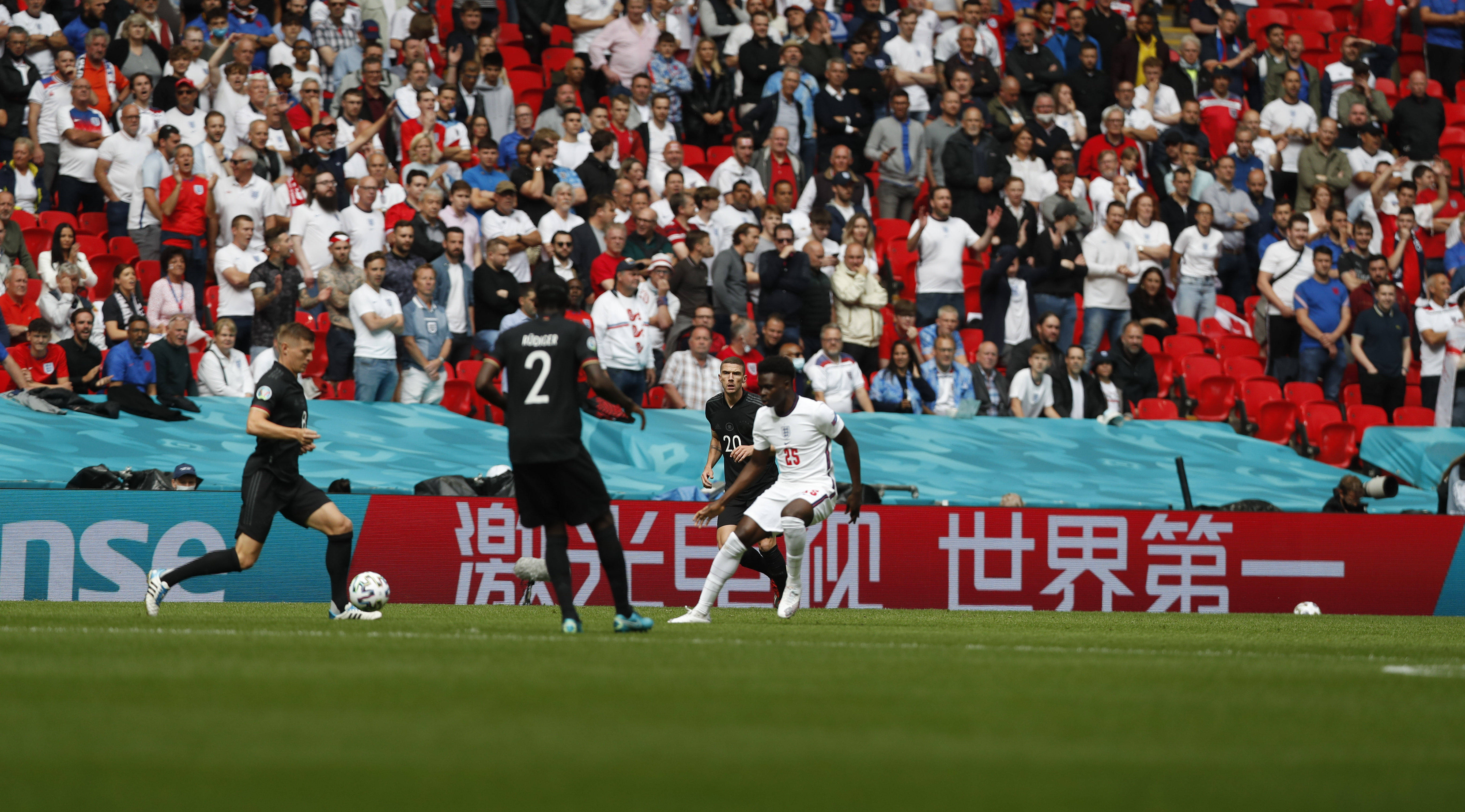 九游体育官网-包含冲刺阶段体能课后，新疆广汇主帅复盘备战荷甲，话题不断，更衣室氛围转暖的词条